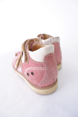 Сандалии Tapiboo практичные 25 размер