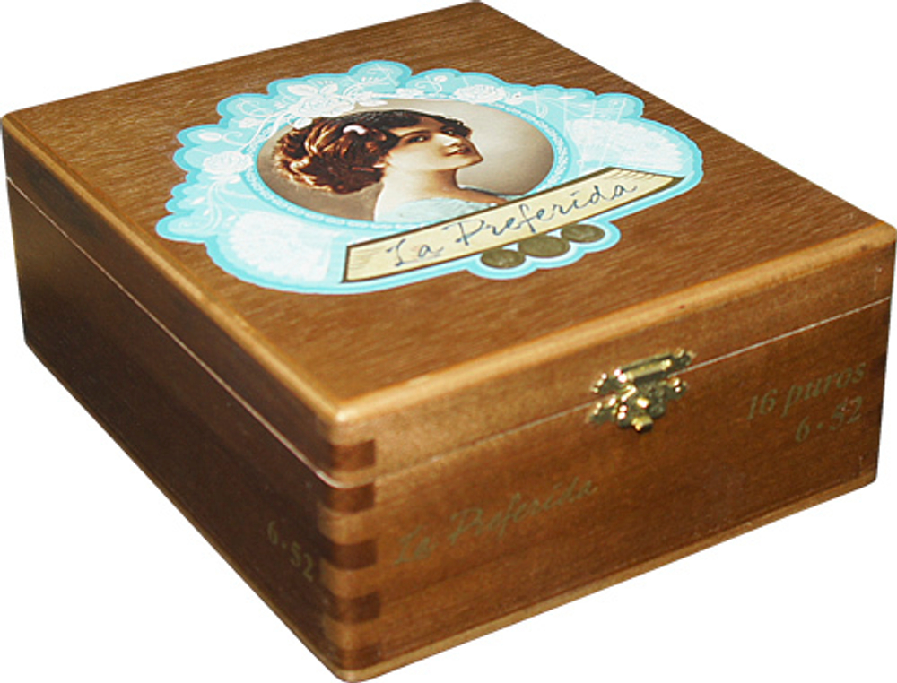 La Preferida №652 Toro