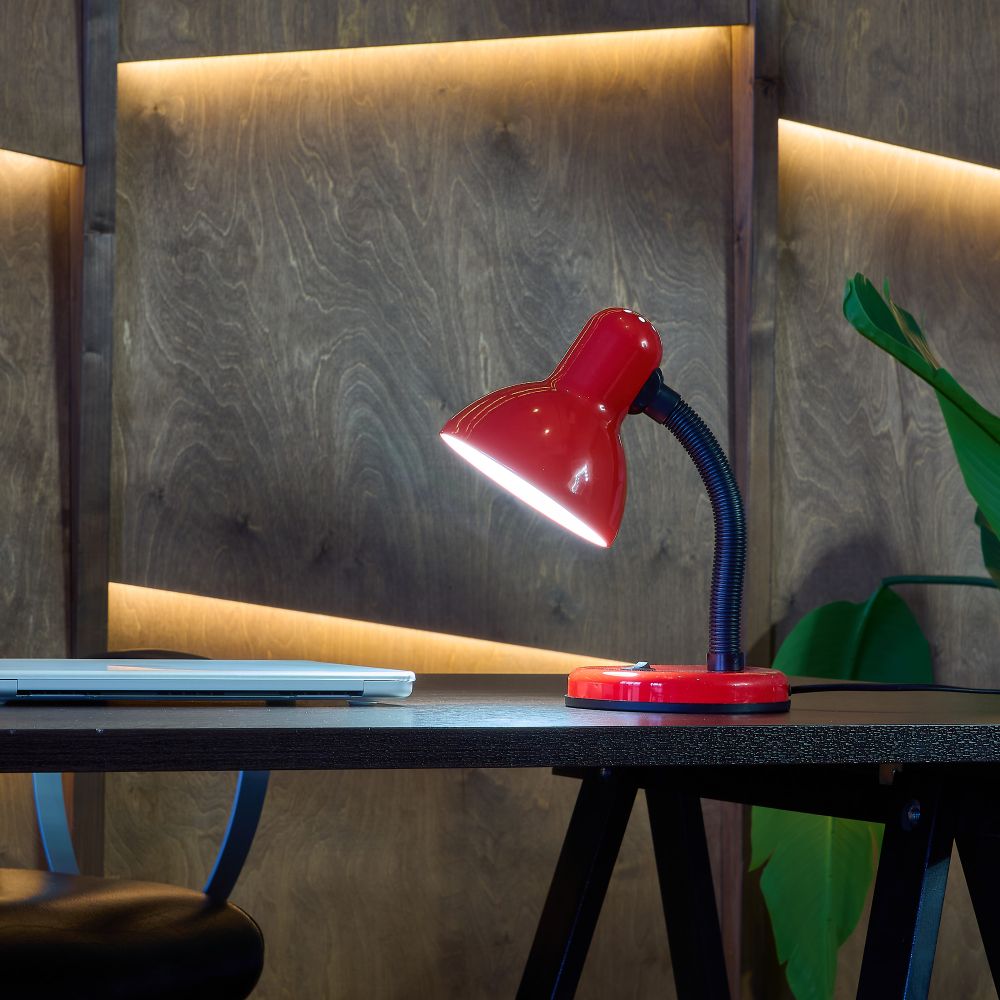 TLI-225 RED E27 Светильник настольный. Цоколь Е27. Механический выключатель. Красный. ТМ Uniel.