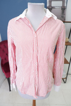 Рубашка в красную полоску 48 размер