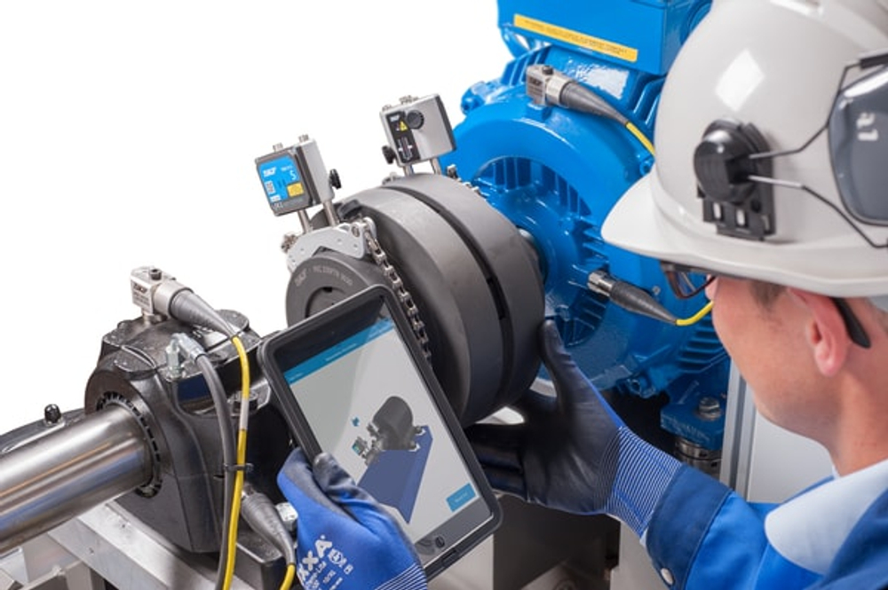 Высокотехнологичный инструмент выверки соосности валов с дополнительными принадлежностями и кейсом-тележкой TKSA 71/PRO