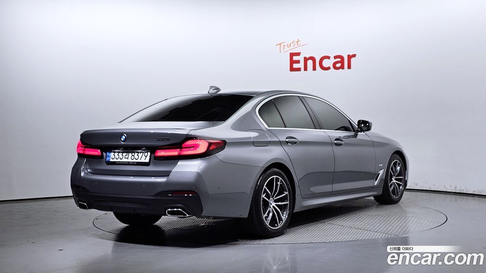 BMW 5 Series (G30) 520i M Sports (10.2022)