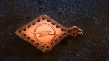 Кожаный авто-брелок "Opel" OKAB-006