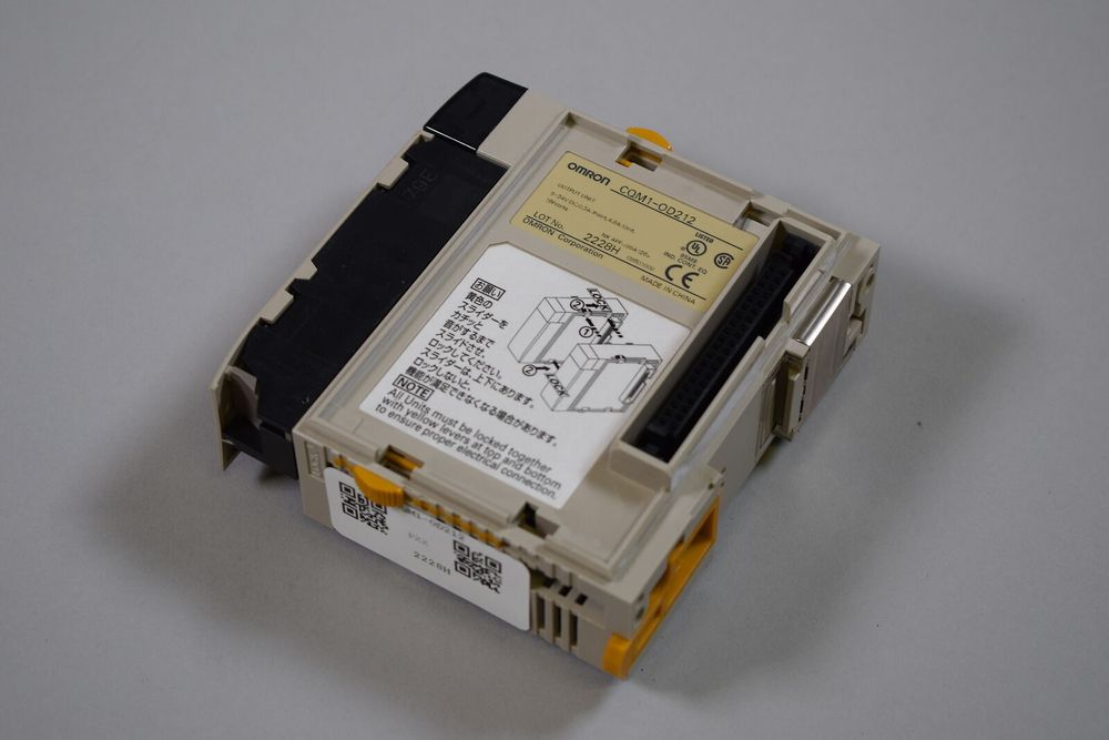 Б/у OMRON CQM1-OD212