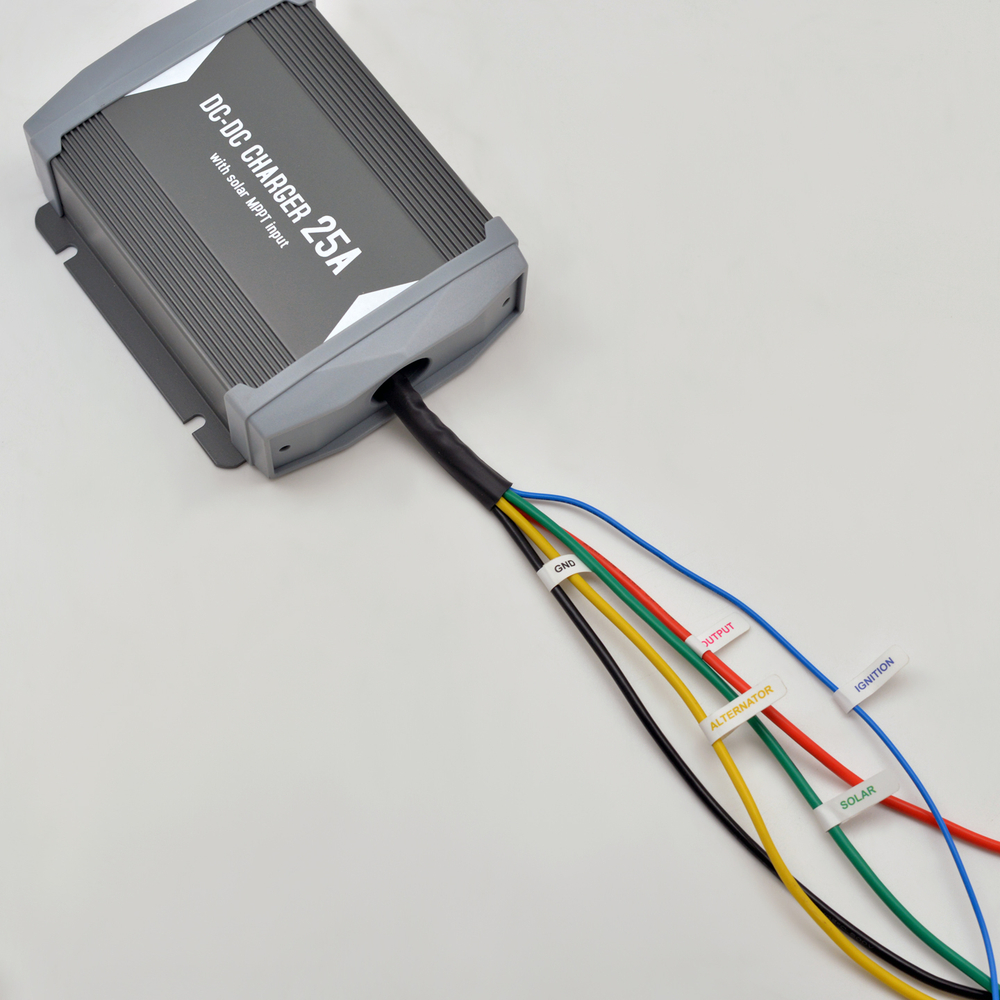 Автоматическое зарядное устройство BERKUT Specialist DC-25A