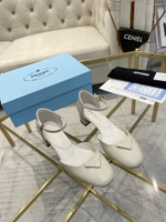 Prada Pumps