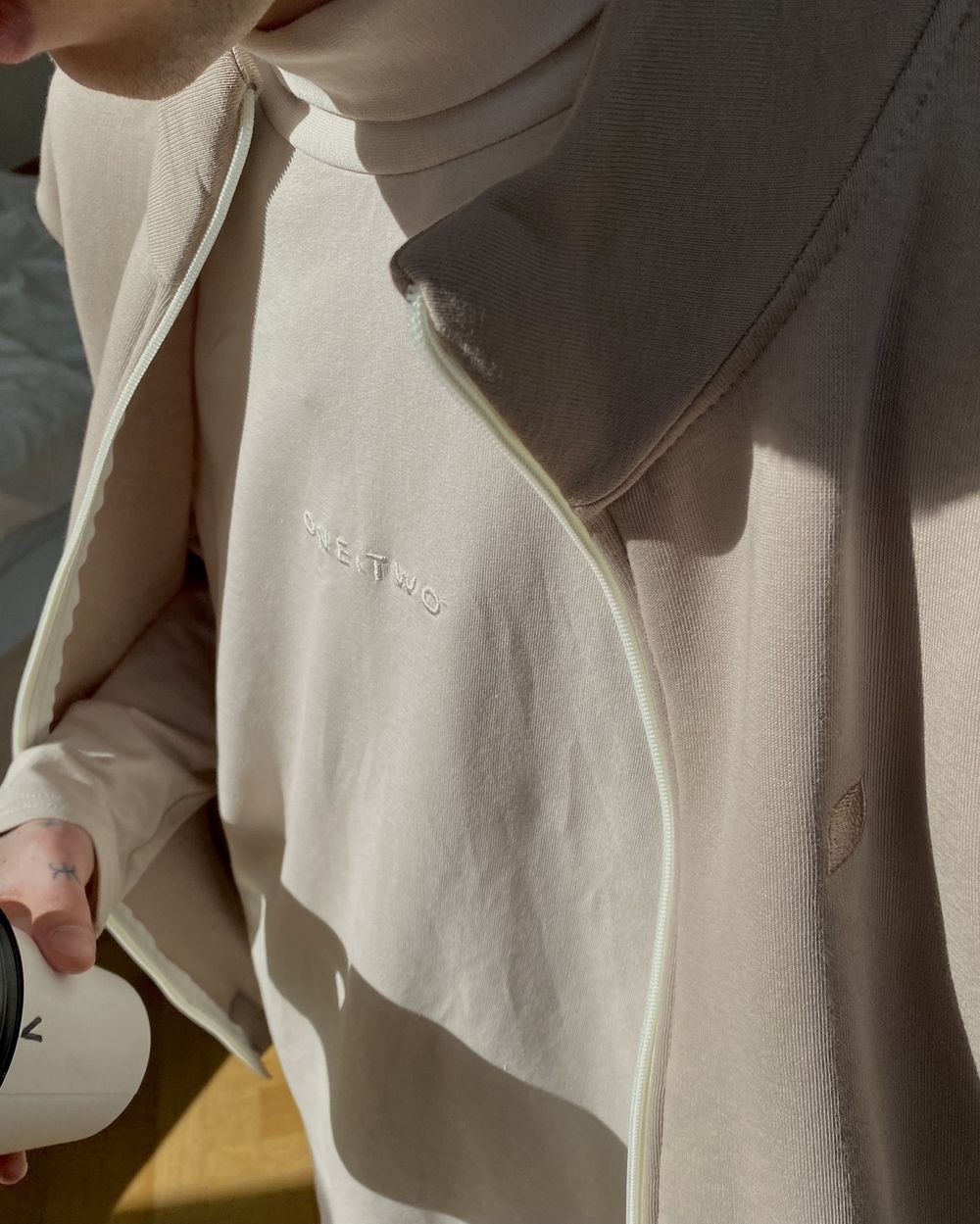 Лонгслив One Two High Neck Logo Moonbeam бежевый