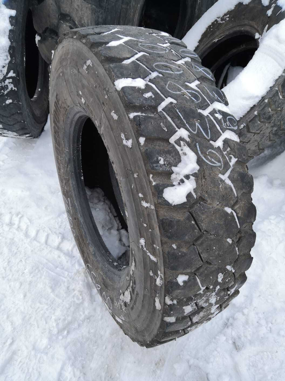 315/80R22.5 Bridgestone L355 шина б/у