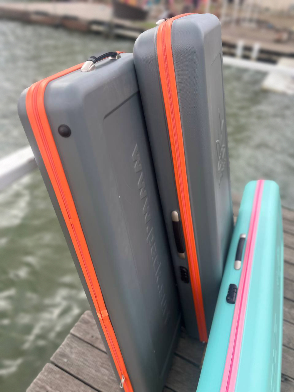 Чехол защитный для вейксерфа на колесах SurfPack водонепроницаемый ударопрочный 53"