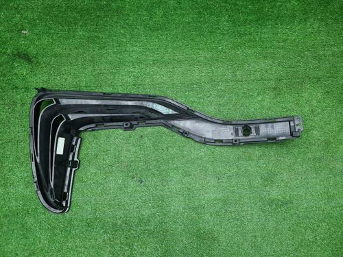 Накладка переднего бампера правая JAECOO J8 24-нв