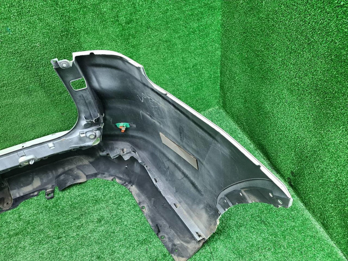 Бампер задний Toyota Land Cruiser 300 (2021-н.в.)