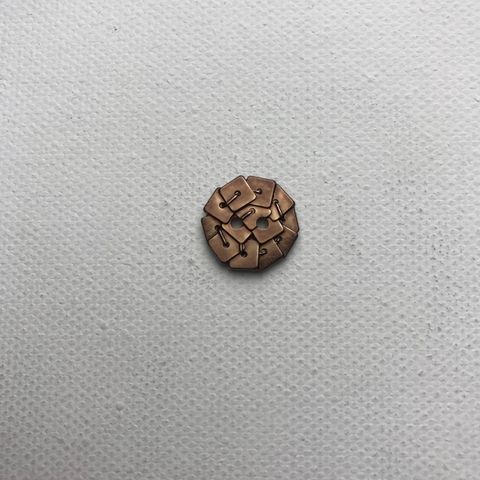 Пуговица медь бронза 24  Р18