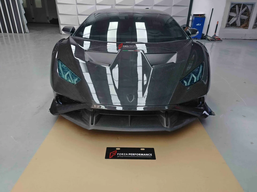 Карбоновый обвес переделка для Lamborghini Huracan в STO Ламборгини Хуракан
