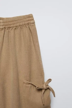 ZARA БРЮКИ ИЗ СТРУЯЩЕЙСЯ ТКАНИ С БАНТАМИ, БЕЖЕВЫЙ