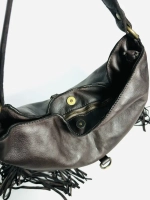 Женская наплечная сумка из натуральной кожи коричневого цвета