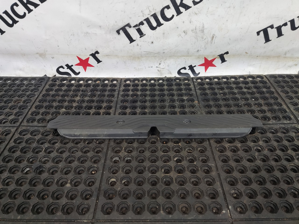 Накладка порога 2023г