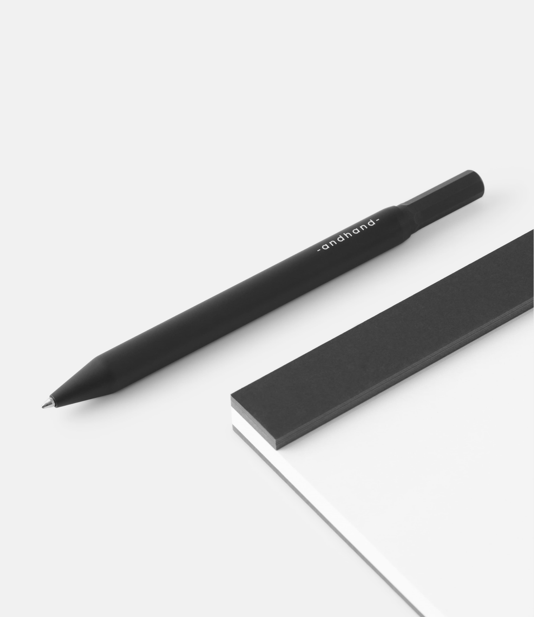 Andhand Method Pen Black — металлическая ручка с поворотным механизмом