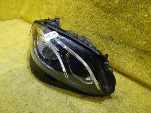 Битая Фара правая Mercedes E W213 (2016-2021) LED