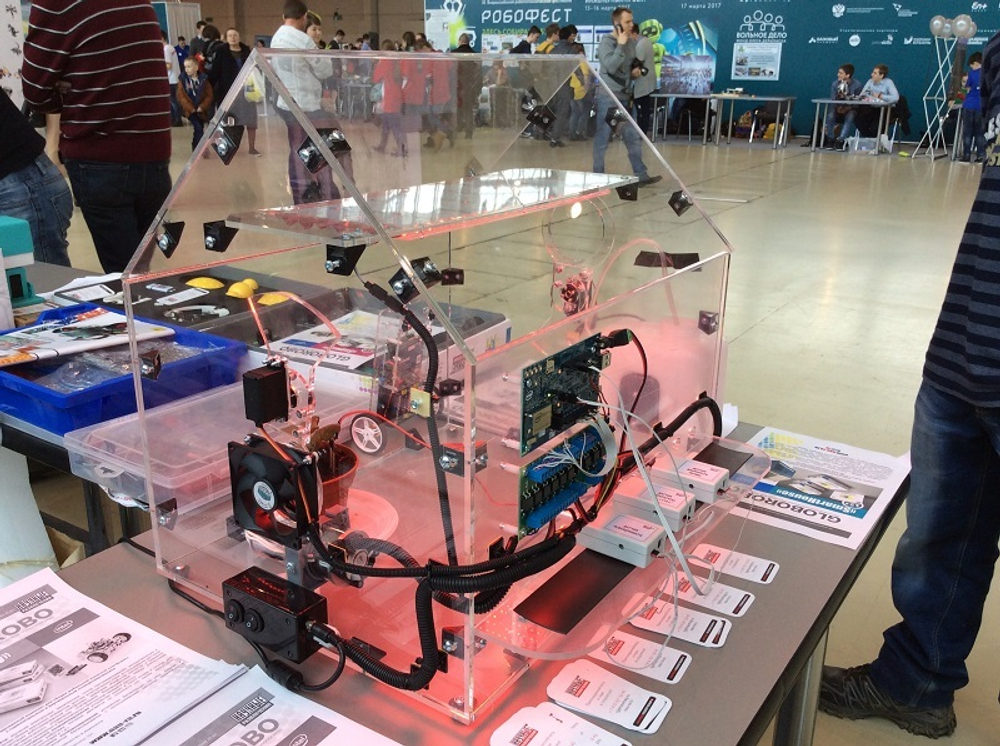 Робототехнический комплекс НАУРОБО Умная теплица