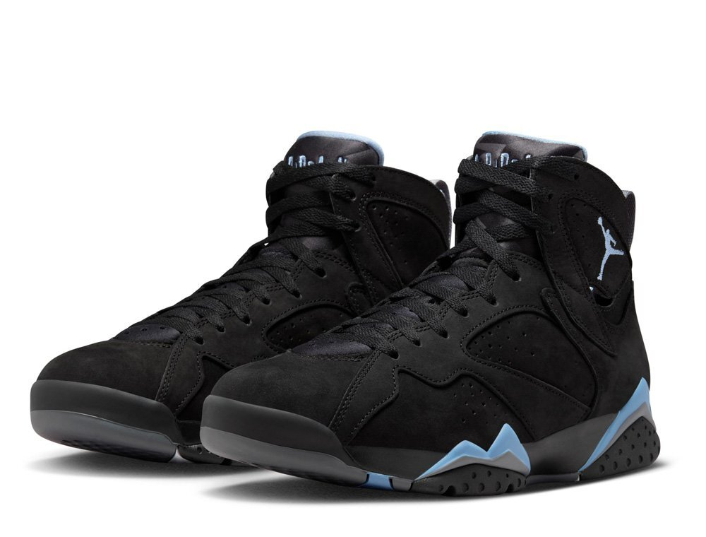 All black jordan 7s 2025
