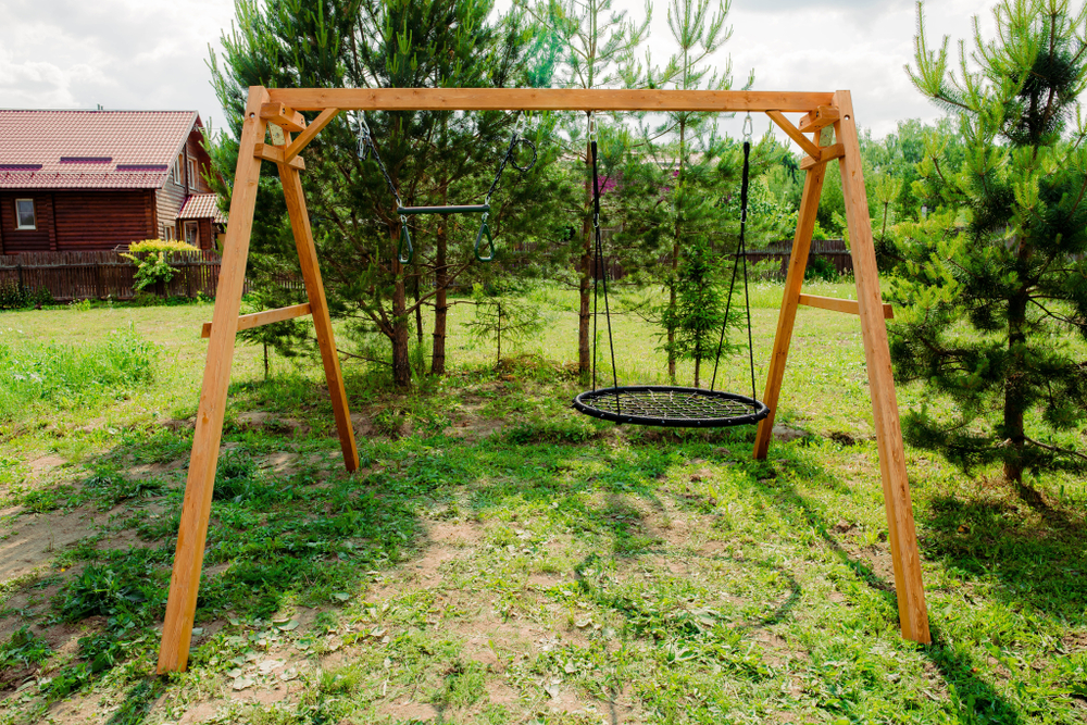 Деревянные качели с качелями гнездо 100 см и трапецией P911-8