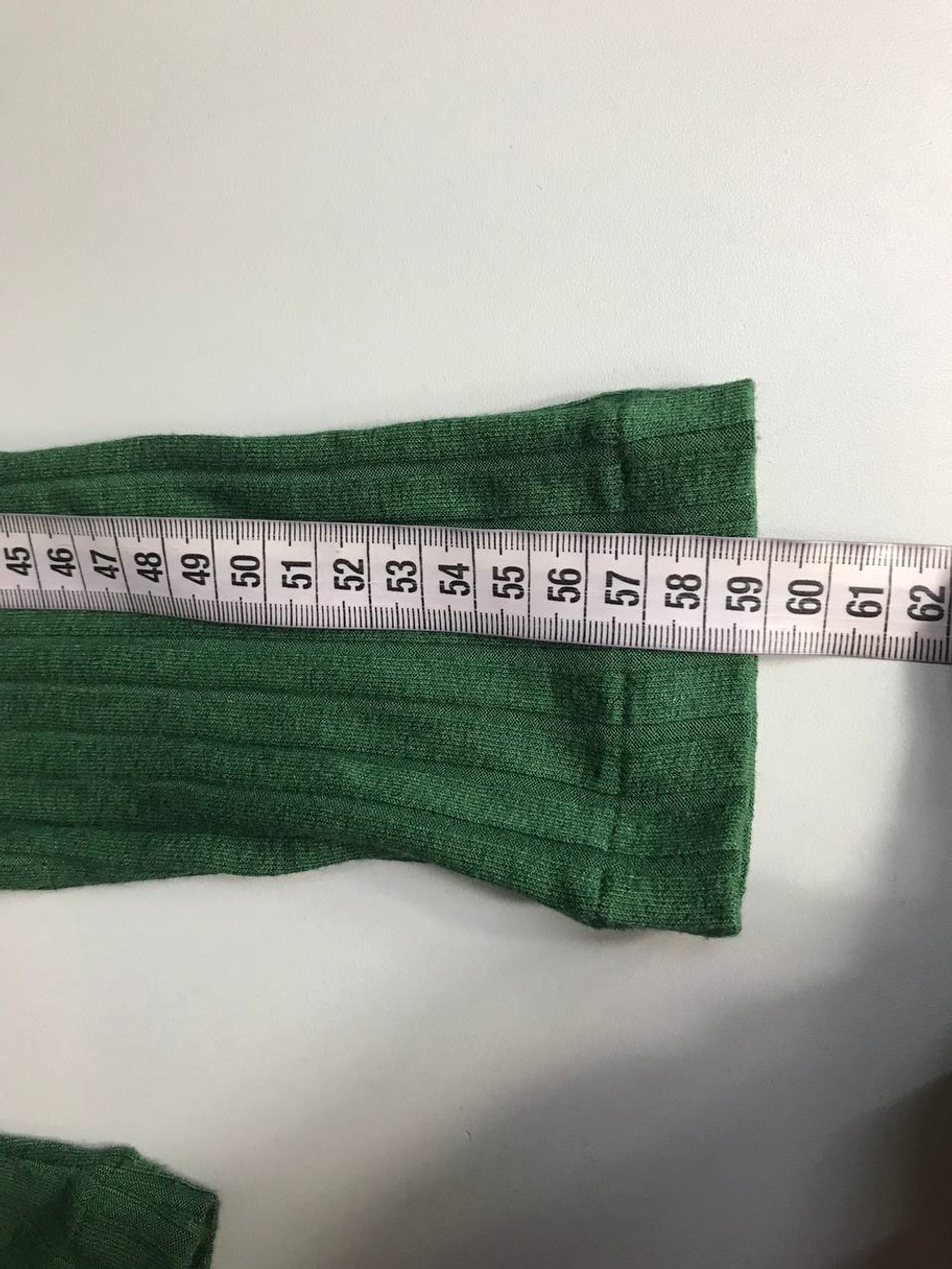 Водолазка Ruxara красивого оттенка, визуально на 44 размер