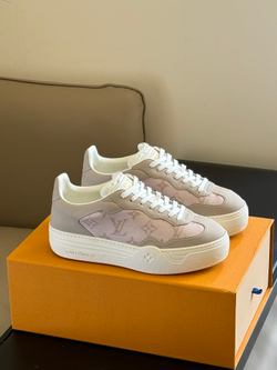 Louis Vuitton Groovy Sneaker