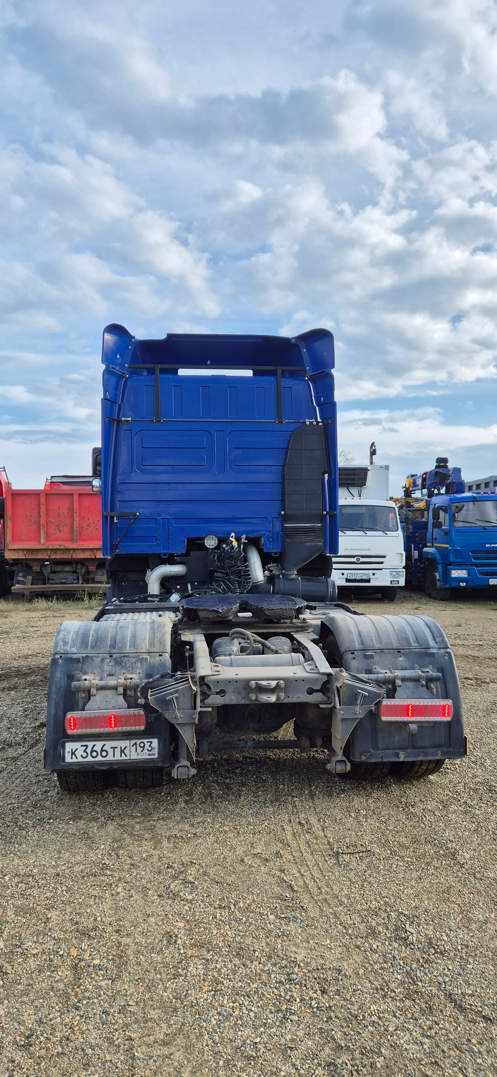 МАЗ 5440 4x2 Седельный тягач 544028-520-031 (Дизельный, 11,6 л, 428 л.с., МТ)