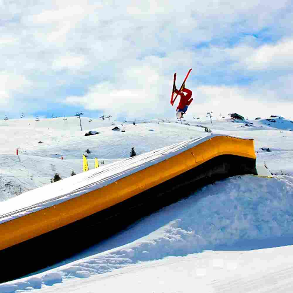 Надувная подушка-склон «SnowSlope» для слоупстайла и фристайла, 16×11×2,5 м