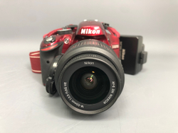 Nikon D3200 Red kit 18-55mm 3.5-5.6G VR 12.700 кадров