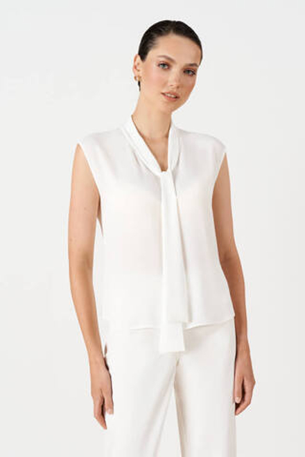 23240 Блузка женская (молочный)