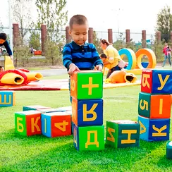 Мягкий игровой набор "Буквы и цифры"