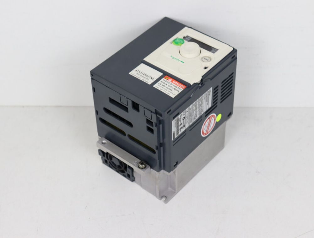 Schneider Electric ATV312H037N4