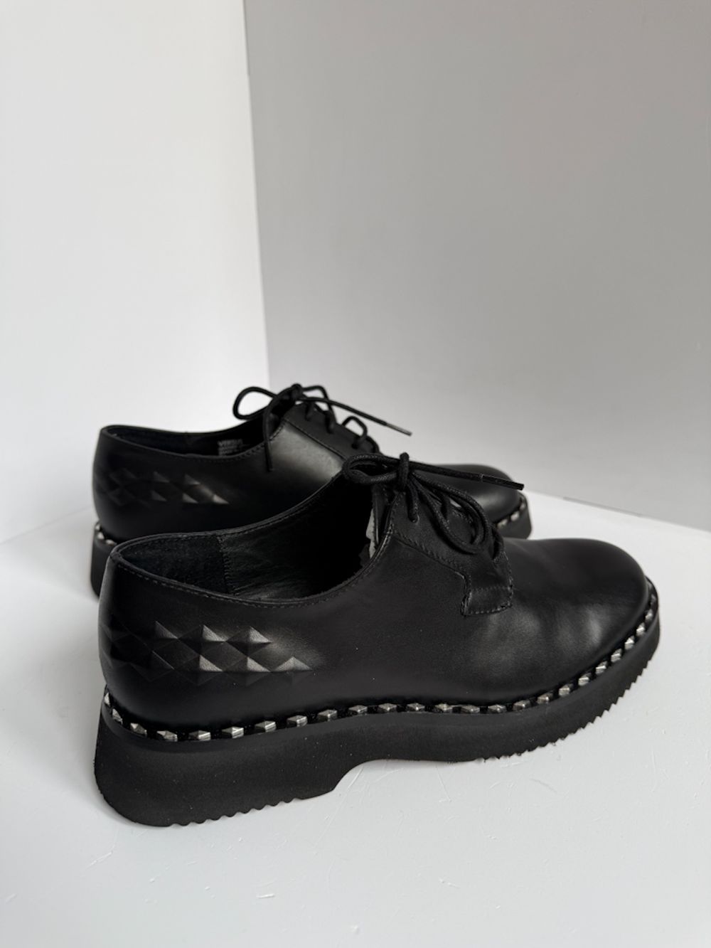 Новые кожаные туфли Ash, 36