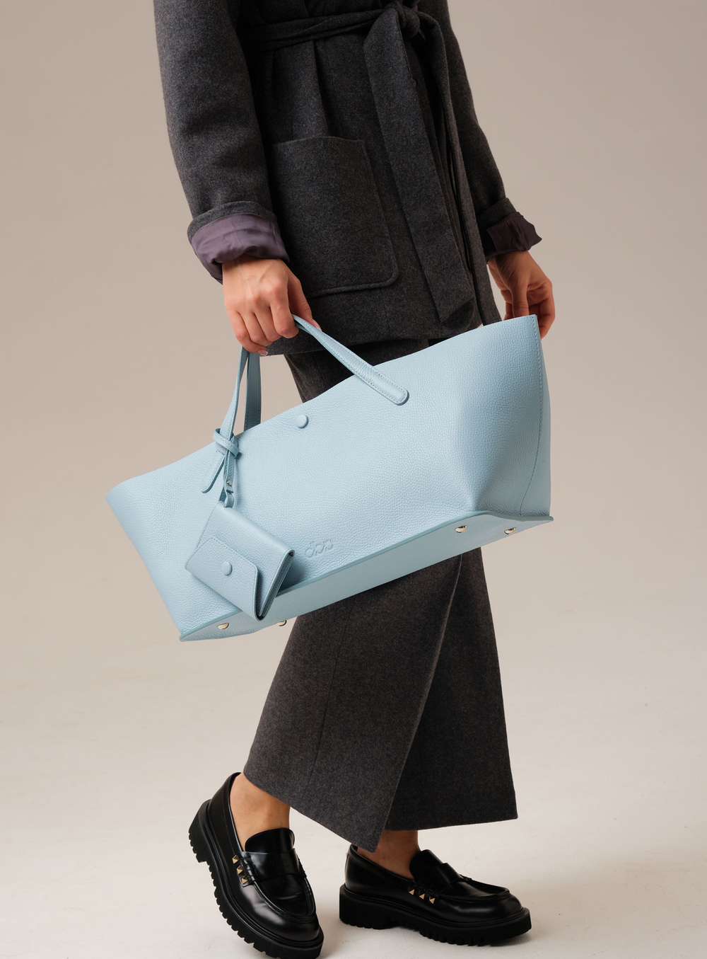 Кожаная сумка Dari DBR 31136 светло-голубой