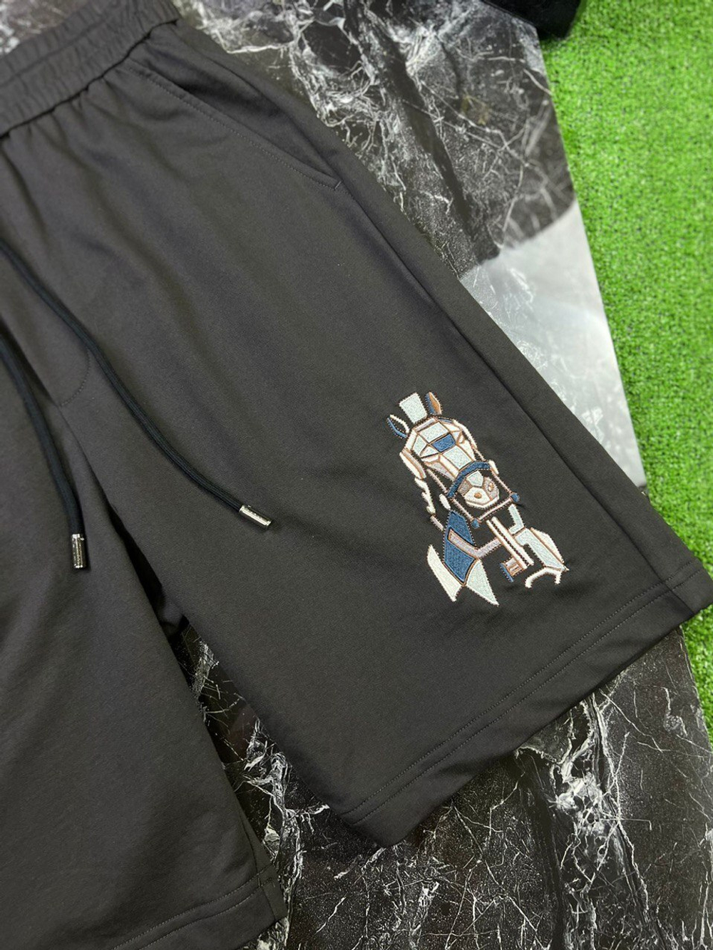 Шорты Hermes
