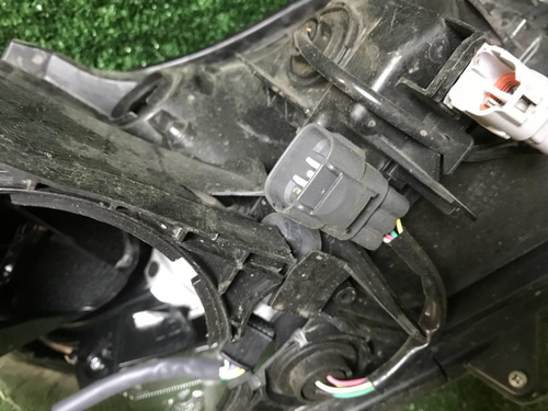 Битая Фара левая Toyota Rav 4 CA40 (2015-2019) LED