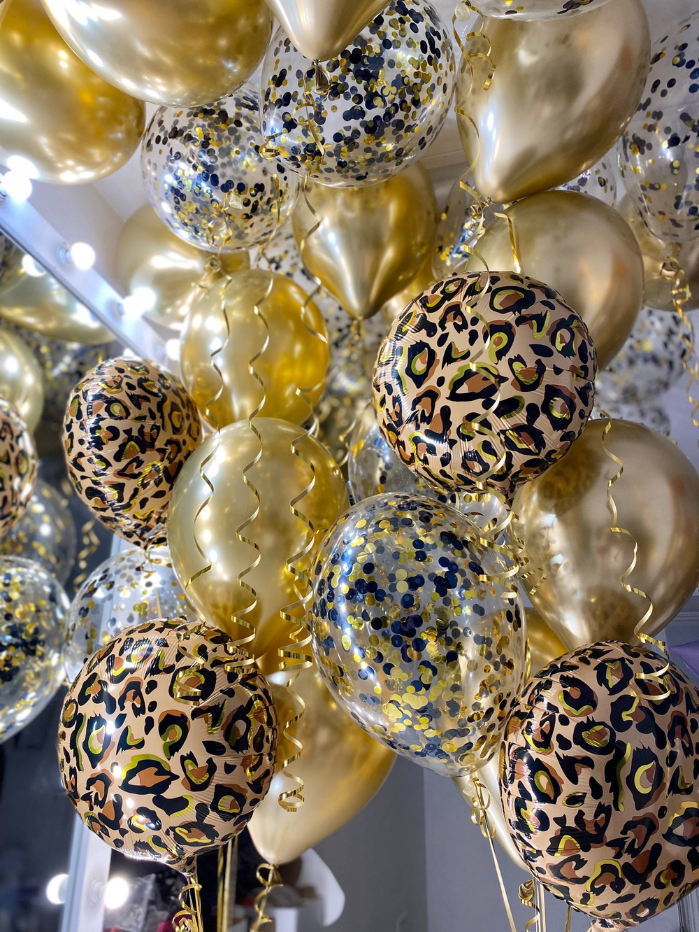 Воздушные гелиевые шарики с доставкой по Хабаровску леопард хром золото №4465