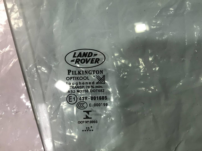 Стекло двери переднее правое Land-Rover Discovery 4 (2009-2016)