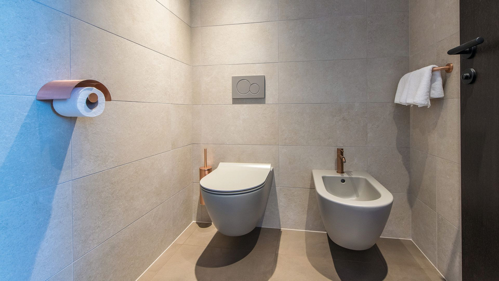 Смеситель для биде Gessi316, однорычажный, с донным клапаном, цвет Brass Brushed PVD