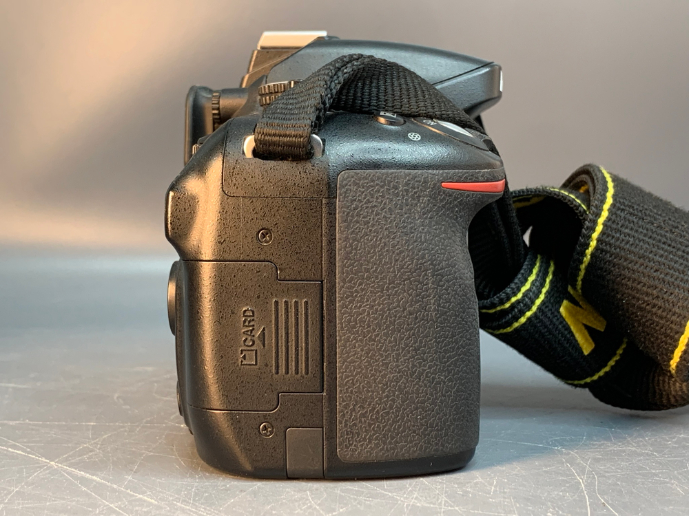 Nikon D5200 kit 18-55mm 30100 кадров