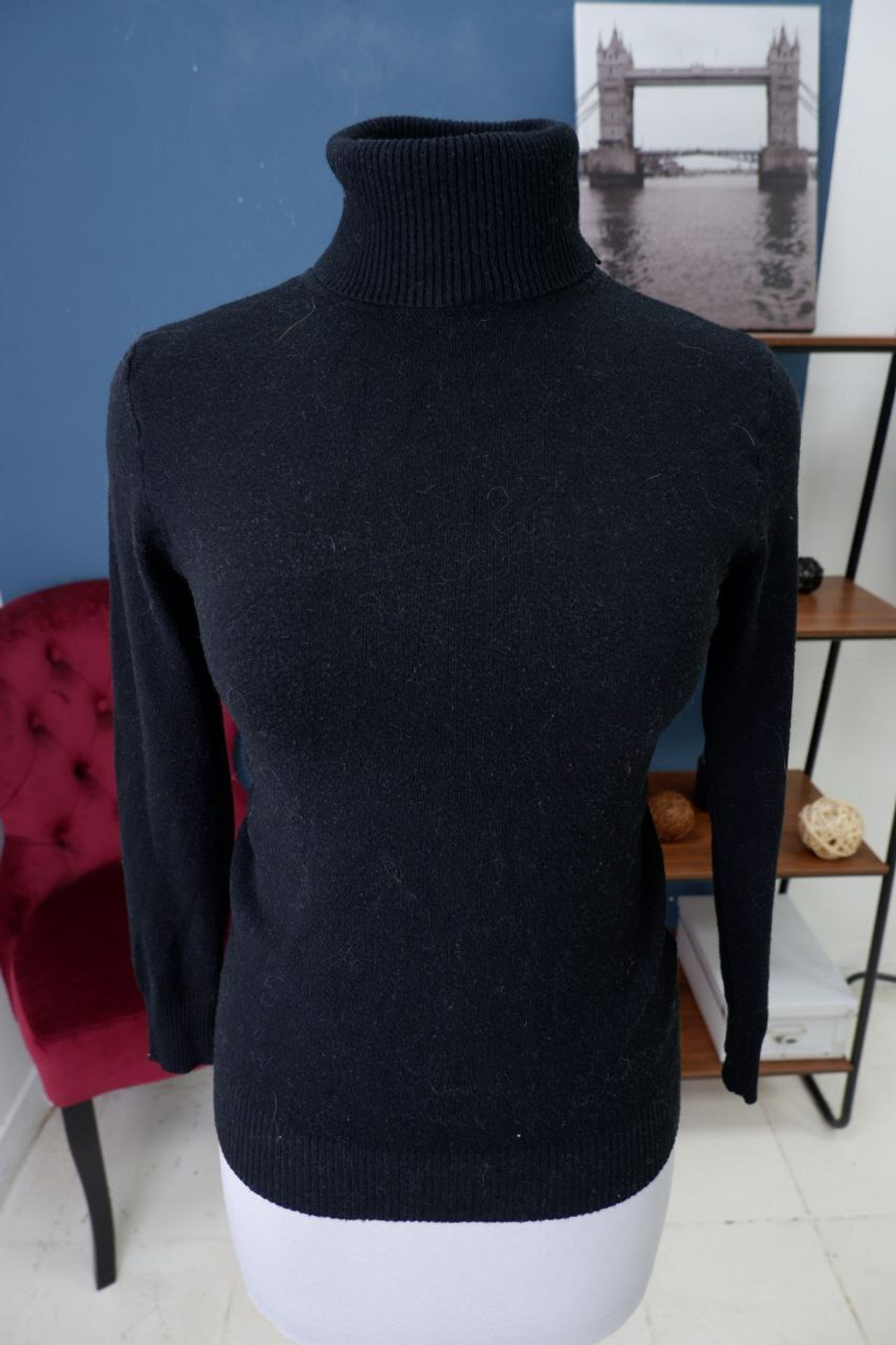 Свитер базовый черный 42-44 размер