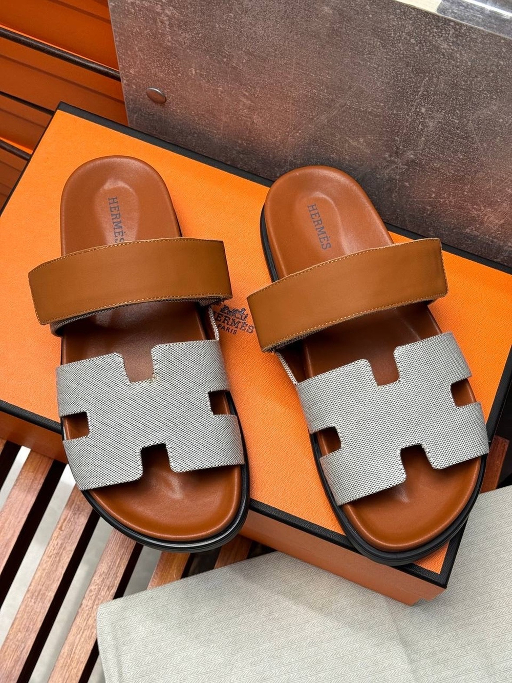 Шлепанцы Hermes