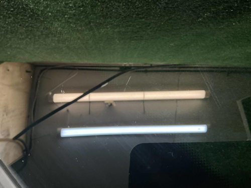 Форточка задняя левая VW Touareg 3 (2018-н.в.)