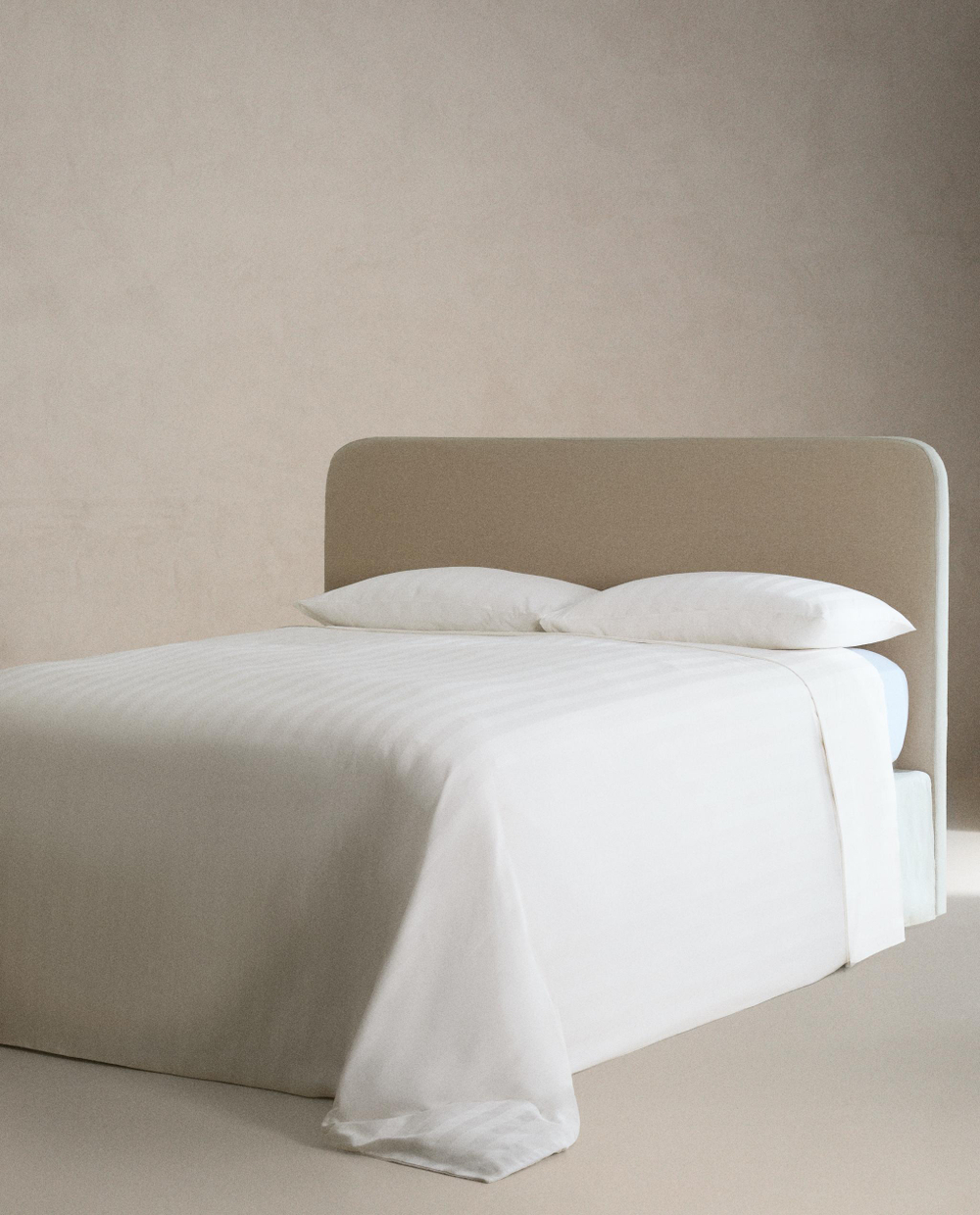 Простыня Zara Home сатин, хлопок 100%, в полоску, 6110/089 · арт. 6110/089