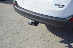 Фаркоп с унив. электрикой Smart, съемный квадрат, для TOYOTA RAV4 2013-2018 (паспорт и сертификат) ПТ ГРУПП.TRV-13-991122.00