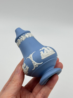 Солонка Wedgwood