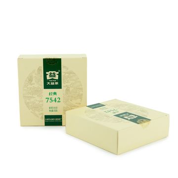 Шэн пуэр 2013 г. "7542" марки "Даи" завода "Мэнхай" блин 150 г