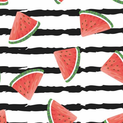 Кусочки арбуза на полосатом фоне.