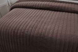 Покрывало 240x260 и 2 наволочки 50х70 Sofi De MarkO Фердинанд кофейное